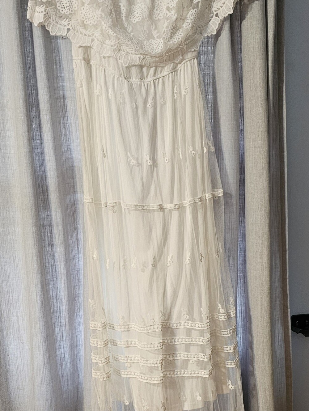 White Lace Boho Maxi Dress - Picture 2 of 4